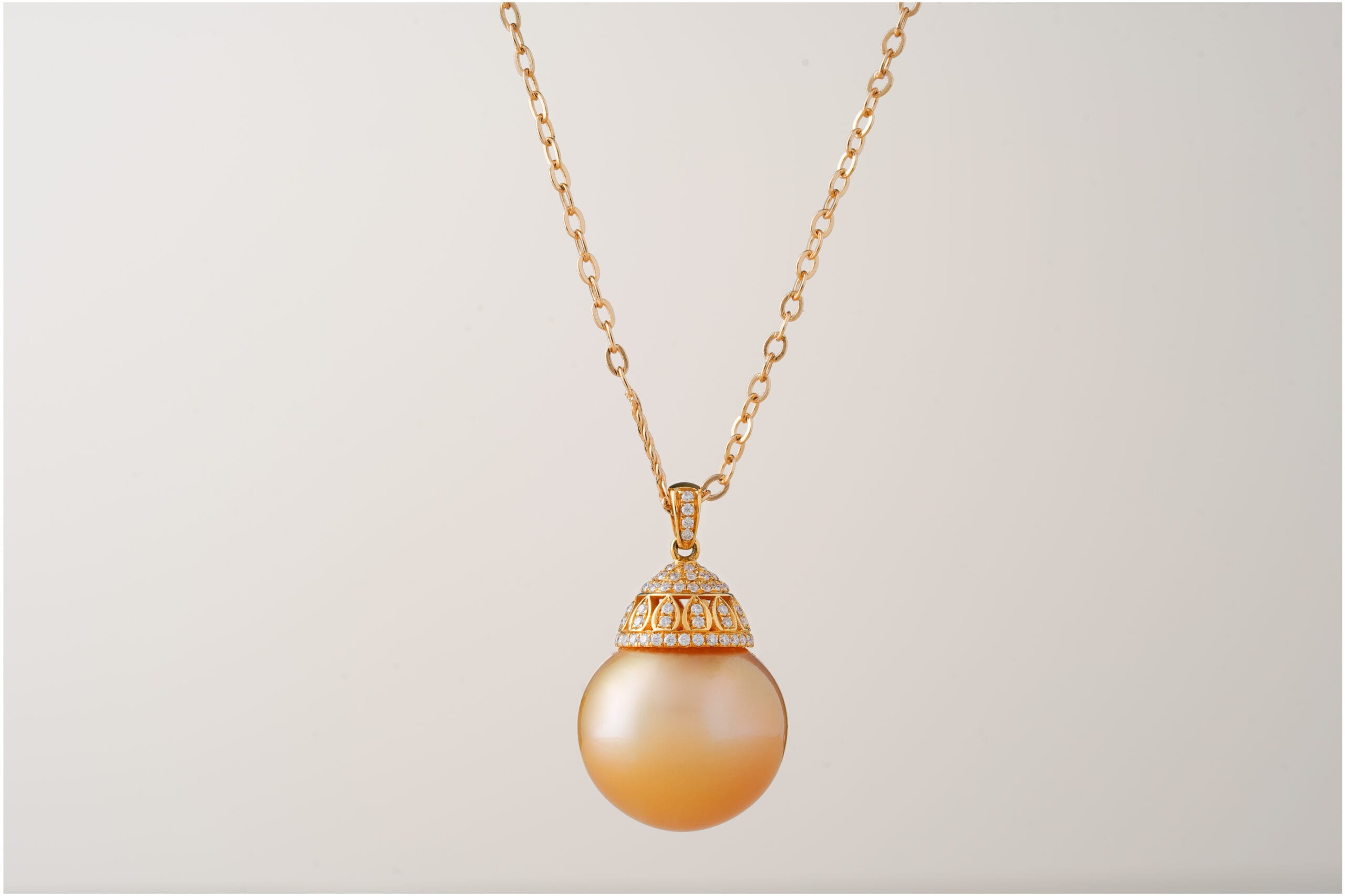 
Bell Pendant Pearl -
Mermaid Jewelry