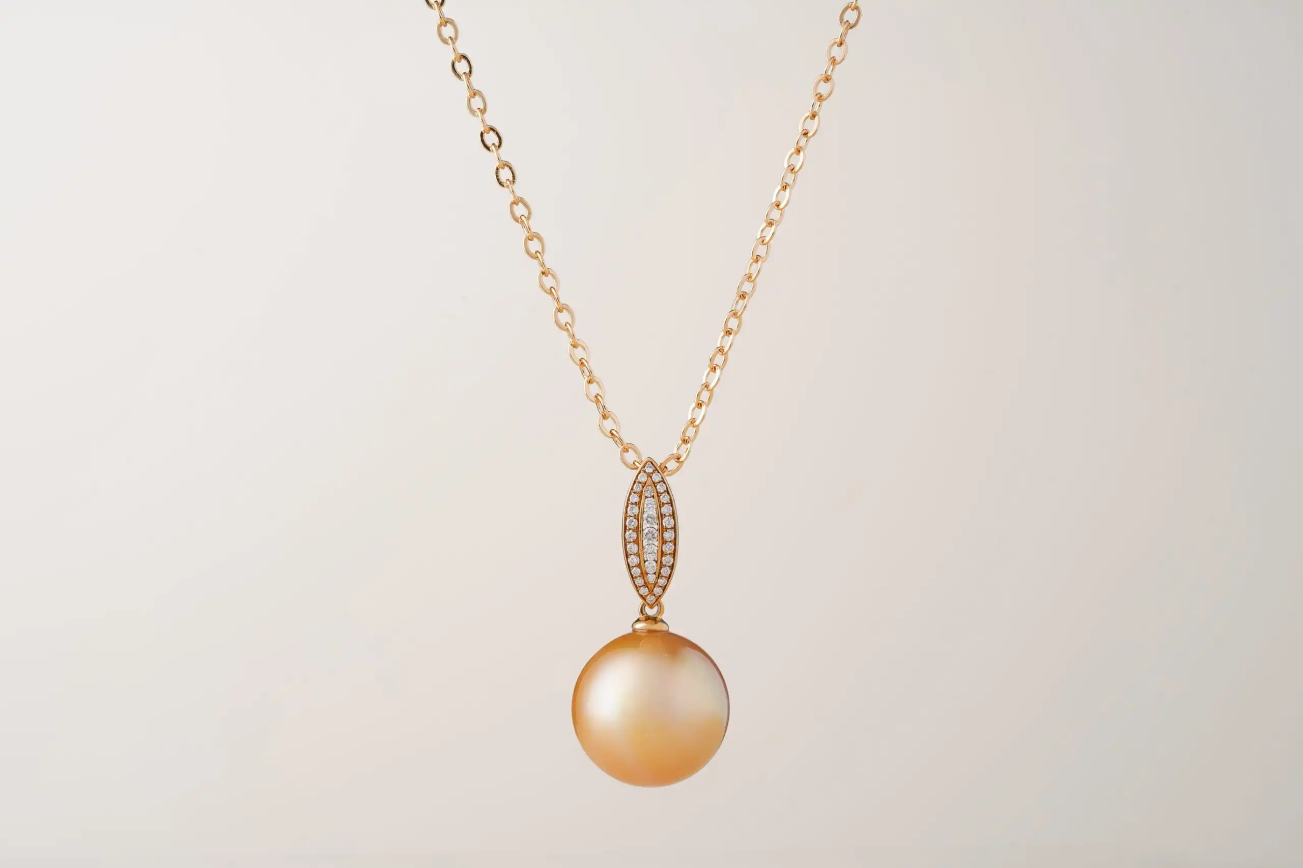 
Leaf Pendant Pearl -
Mermaid Jewelry