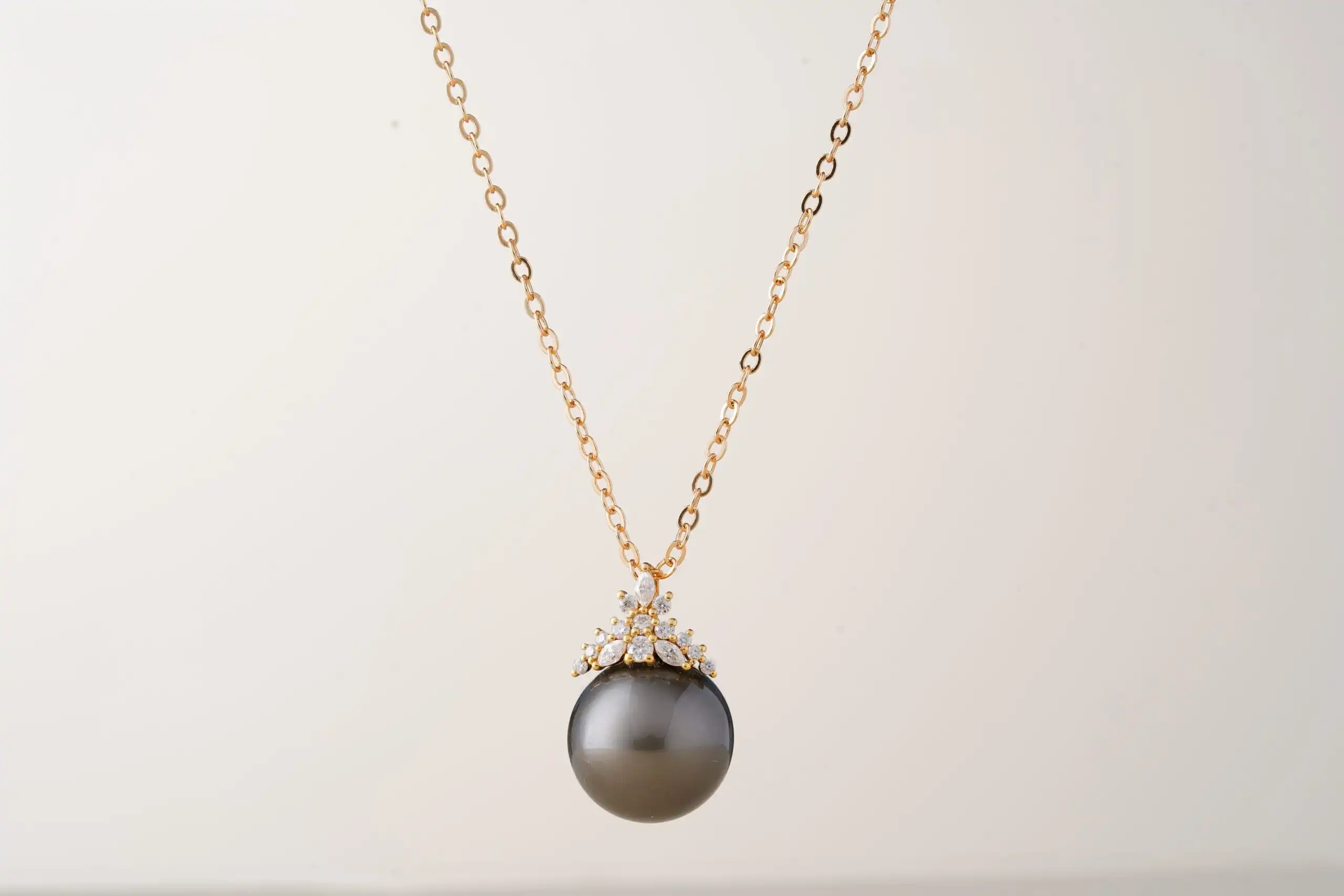 
Crown Pendant Pearl -
Mermaid Jewelry