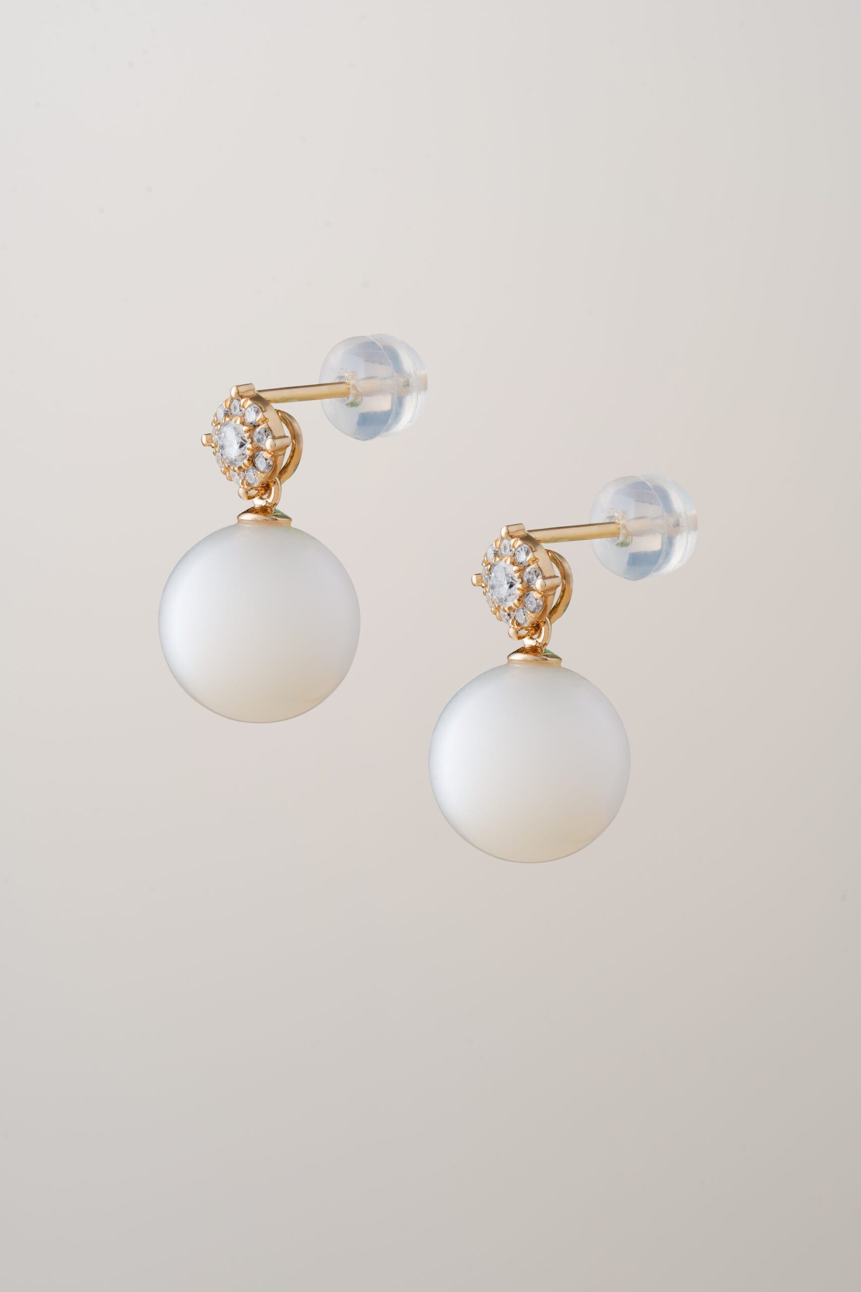 
Circle Earring Pearl -
Mermaid Jewelry