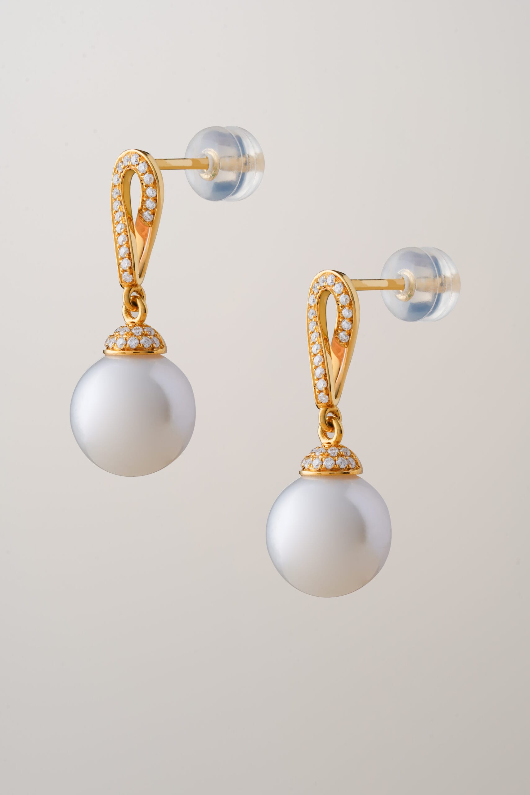 
Infinity Earring Pearl -
Mermaid Jewelry